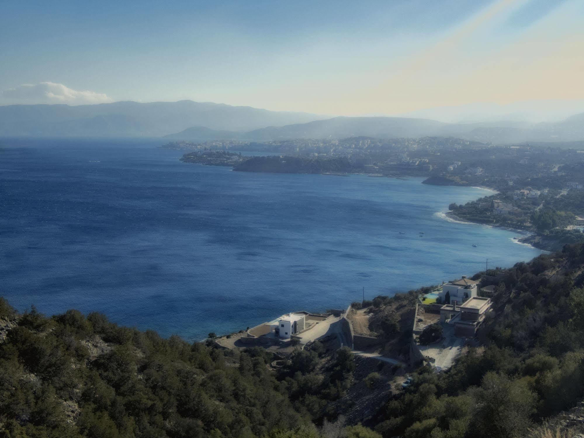 Villea Village Makrýgialos Eksteriør bilde